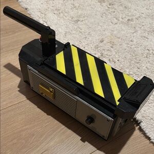 Ghostbusters Trap Prop Toy